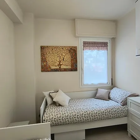 Διαμέρισμα 10 Minutes From The With Large Garden Σαν Ρέμο