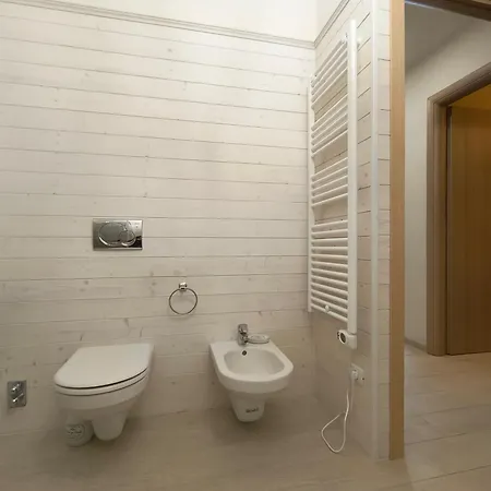 Διαμέρισμα 10 Minutes From The With Large Garden *